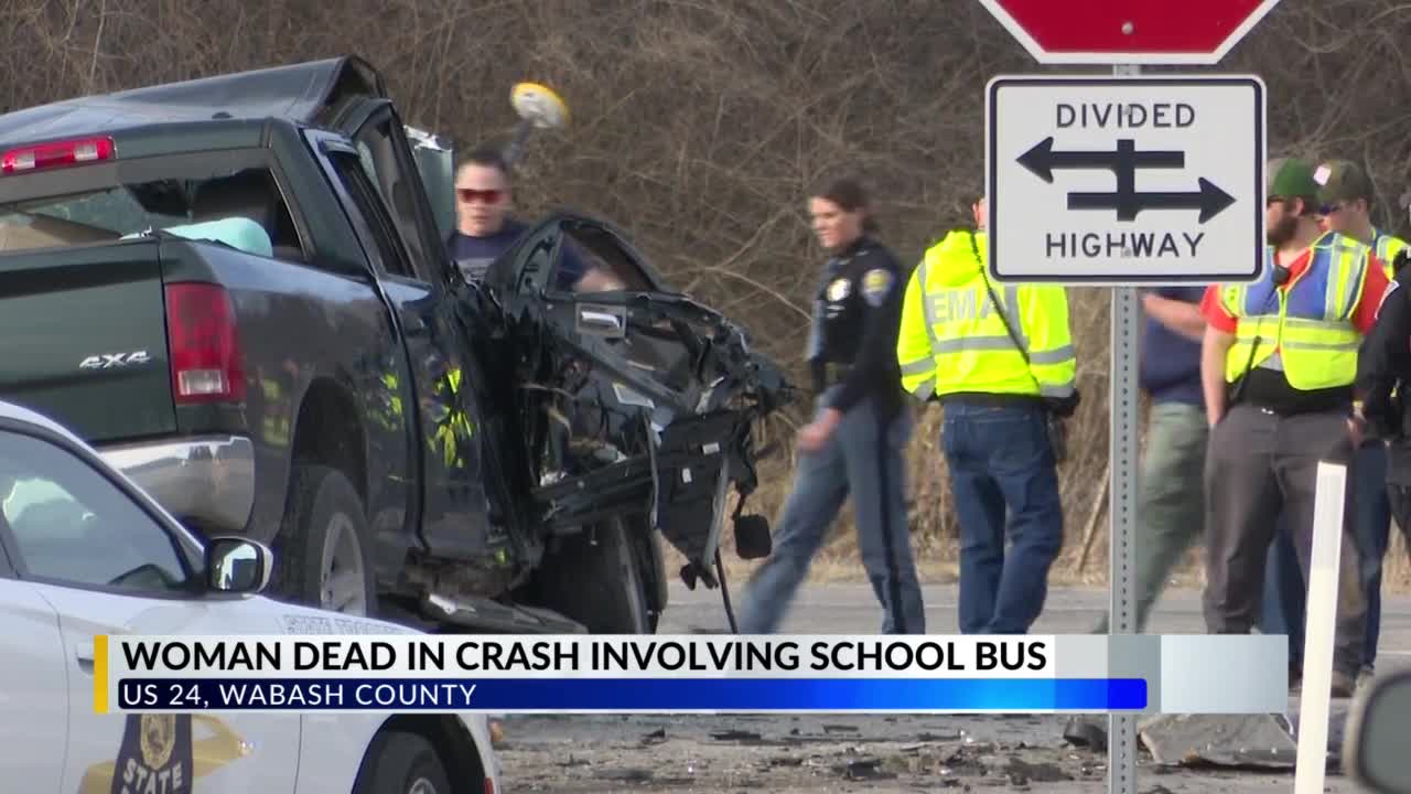 ISP: Woman dies after school bus crash on US 24 in Wabash Co. – WANE 15