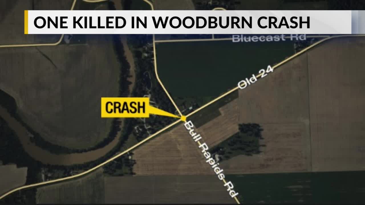 Man thrown from truck in fatal Woodburn crash – WANE 15