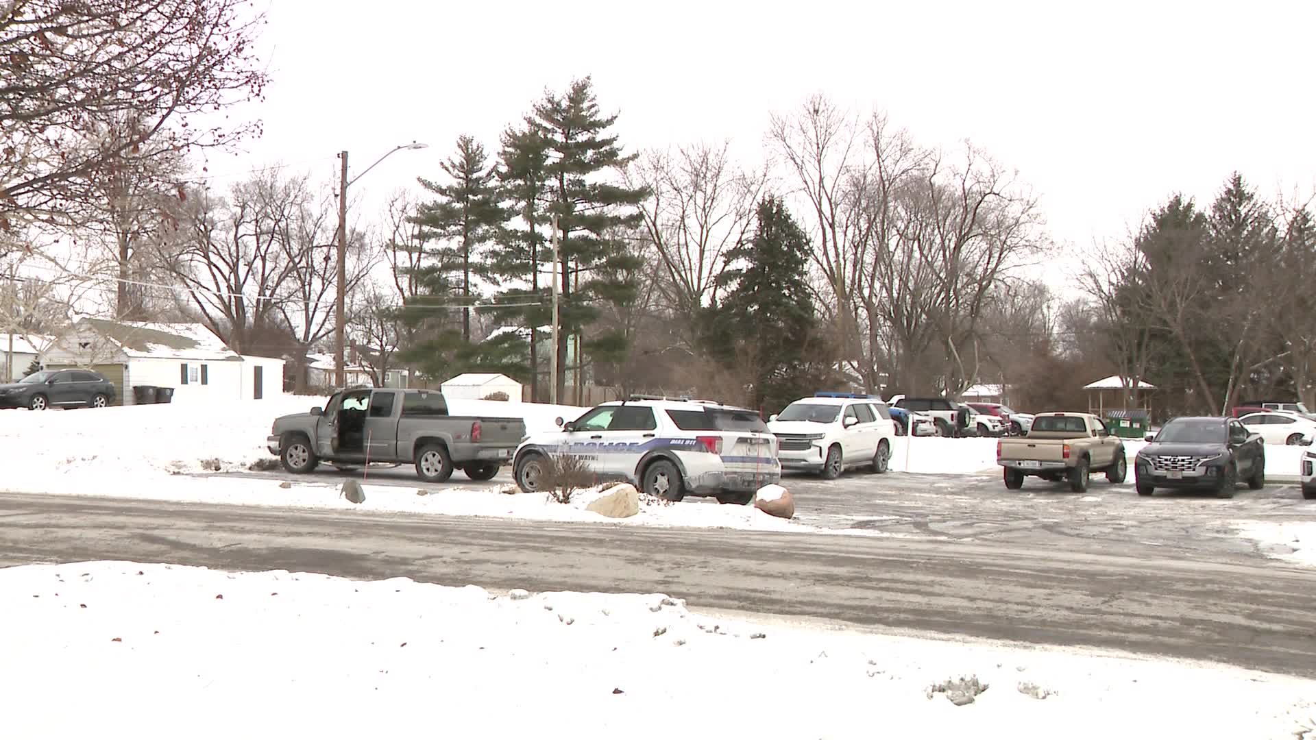 FWPD investigates shooting off Lake Avenue – WANE 15