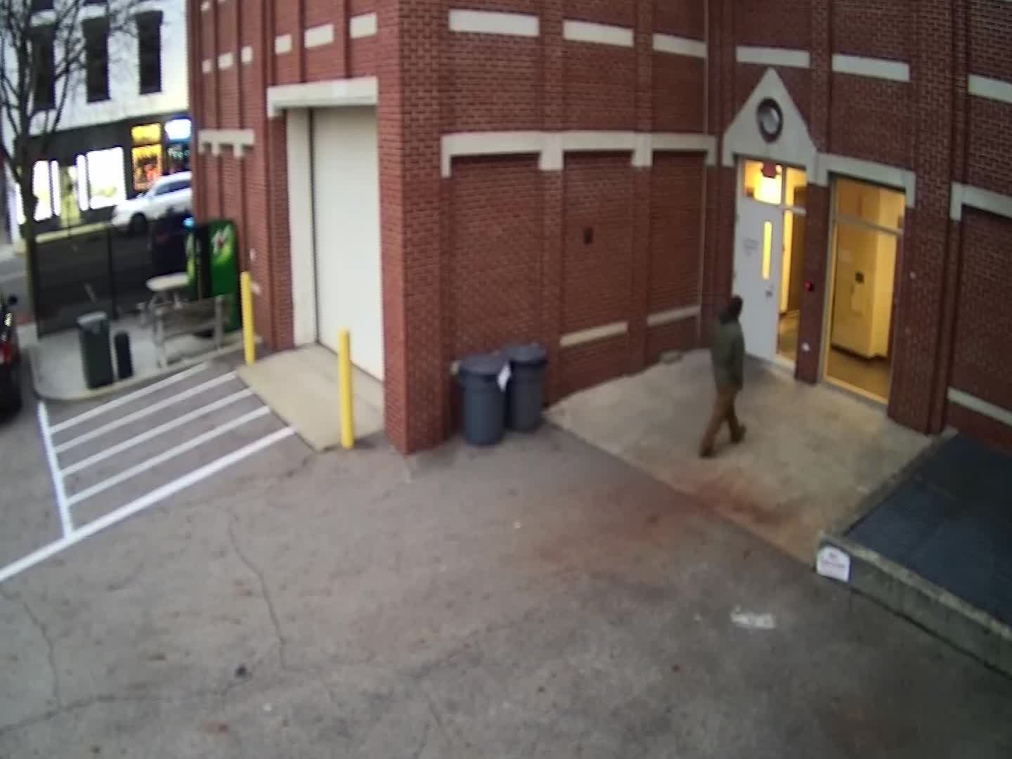 Video shows deadly shootout between man and deputy in Chillicothe