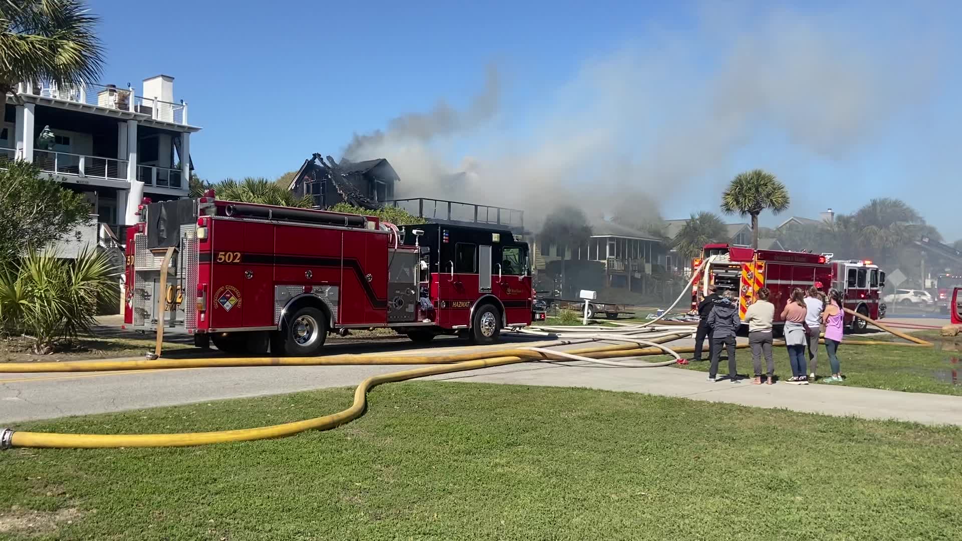 Crews responding to Isle of Palms house fire – WCBD News 2