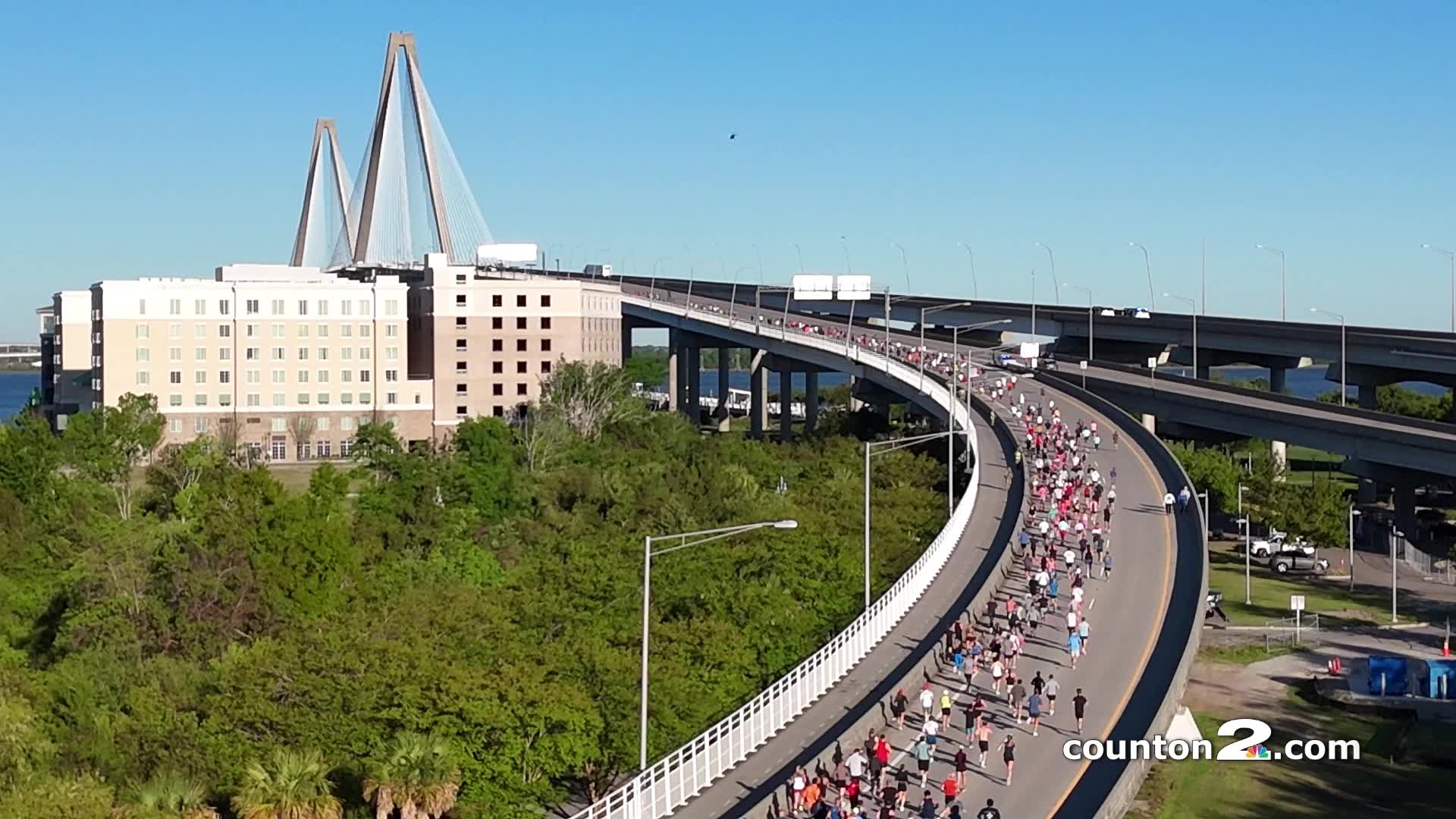 SkyView: Runners race over the Ravenel Bridge – WCBD News 2