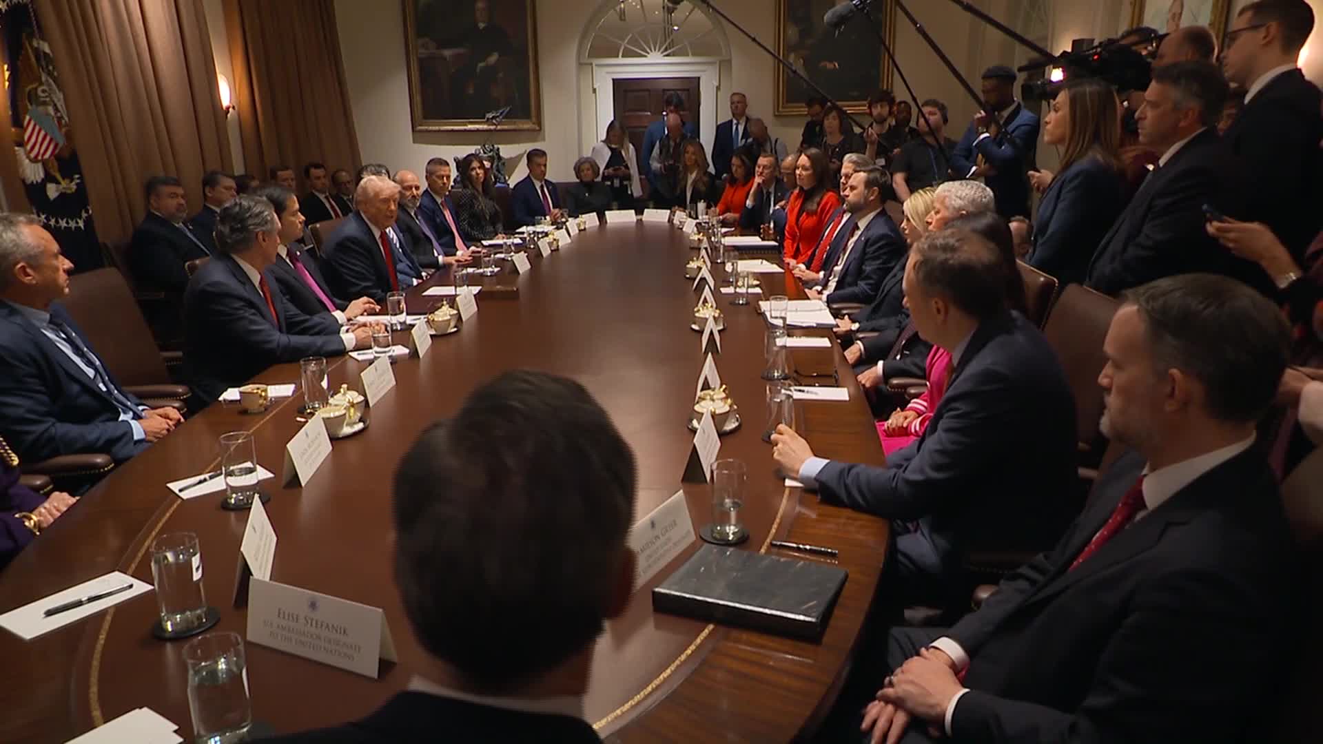 President Trump holds first cabinet meeting – KSN-TV